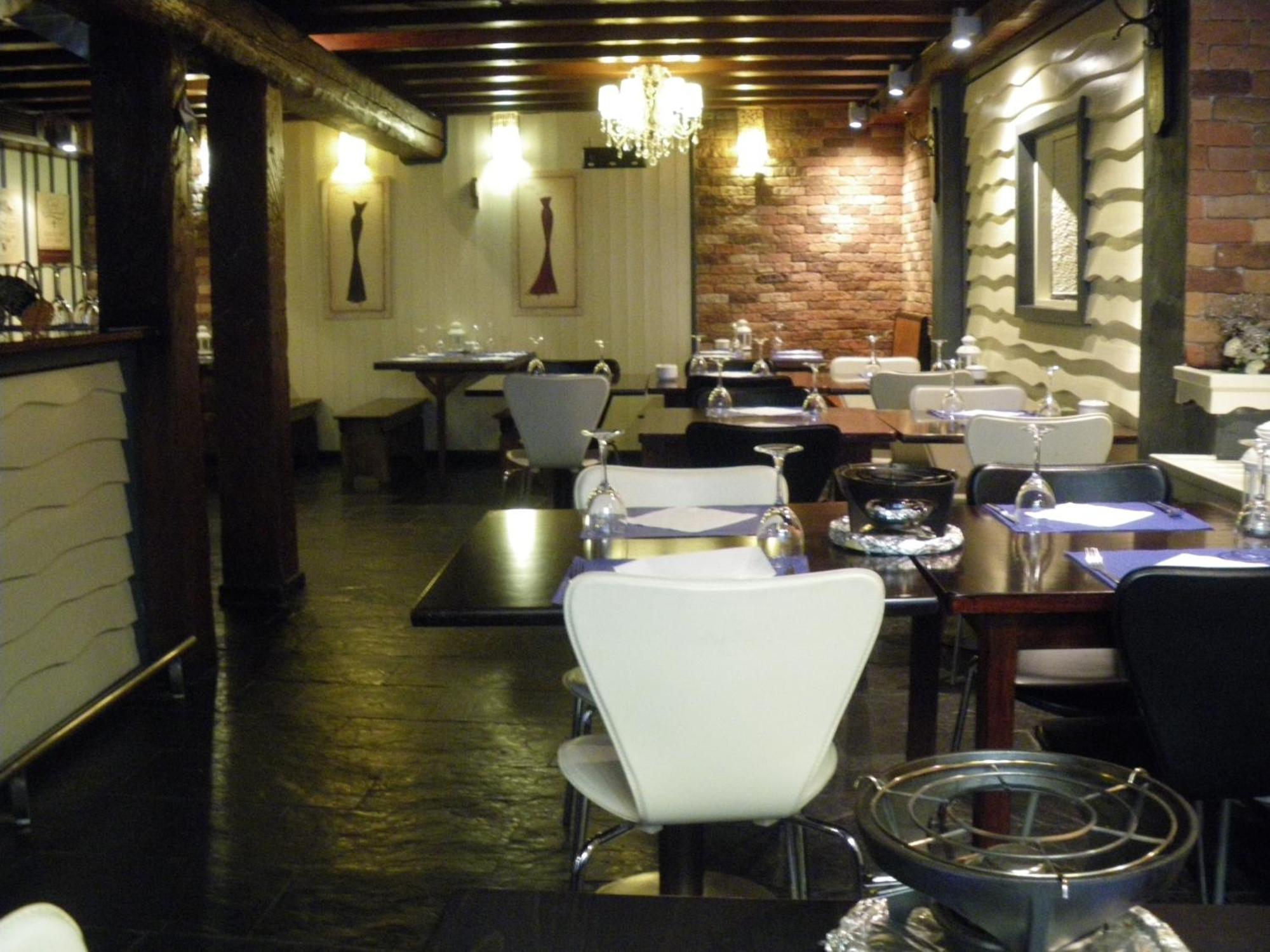 Pradets Hotel Веля Екстериор снимка